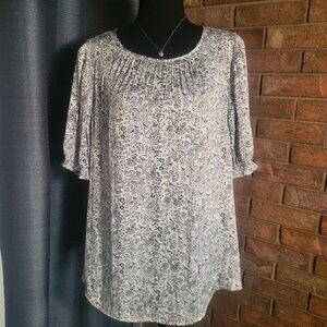 NWOT! Lane Bryant Puff-Sleeve Gathered Neck Black/White Floral Blouse - Size 14